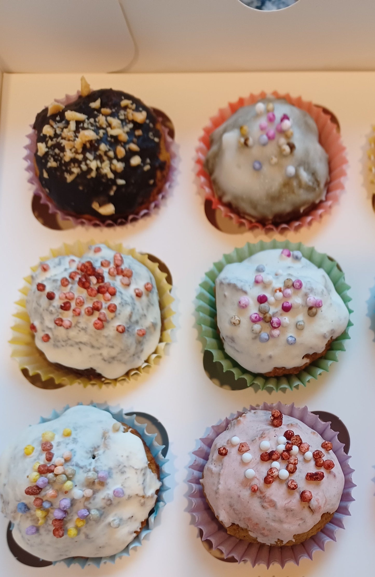 Pup Cakes~Mini~1/2 dozen (local delivery or pickup only)